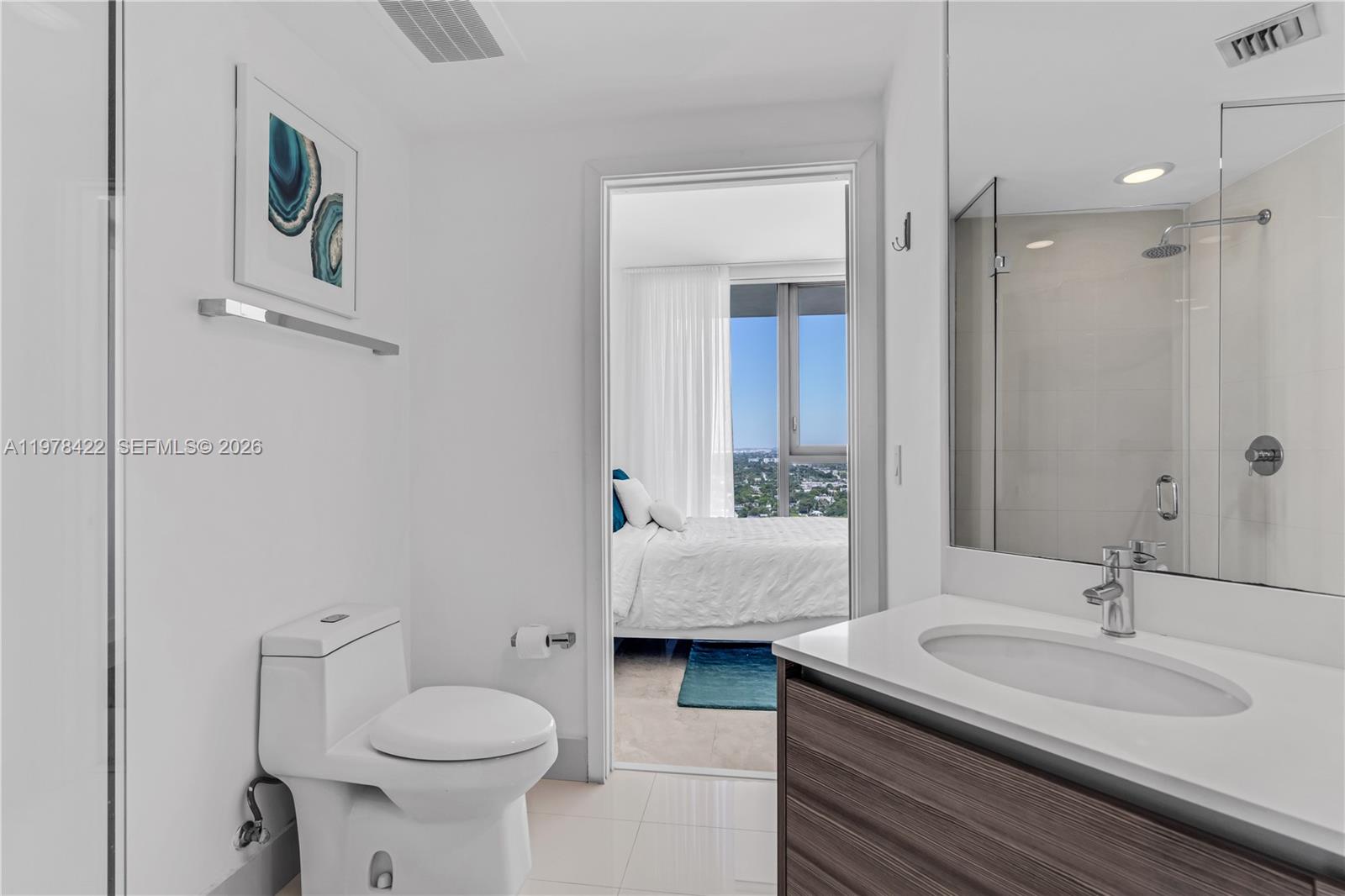 121 NE 34th St #3116, Miami FL 33137