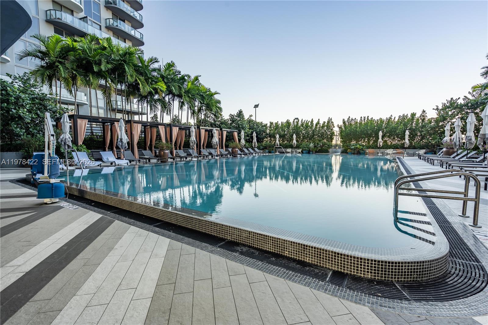 121 NE 34th St #3116, Miami FL 33137