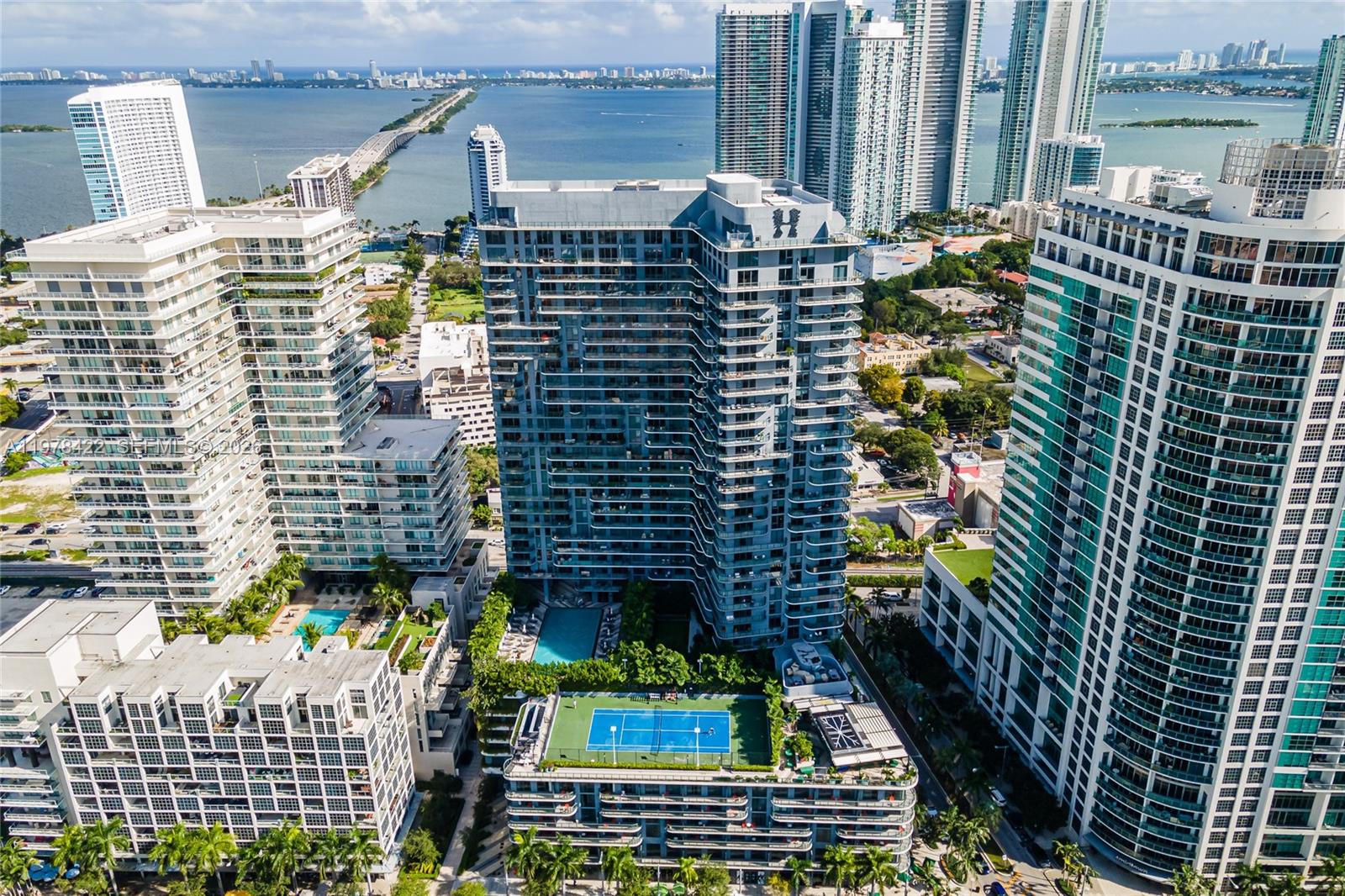 121 NE 34th St #3116, Miami FL 33137