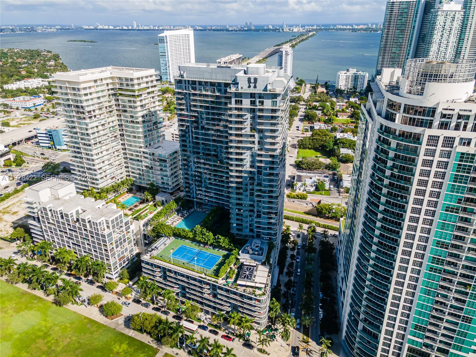 121 NE 34th St #3116, Miami FL 33137