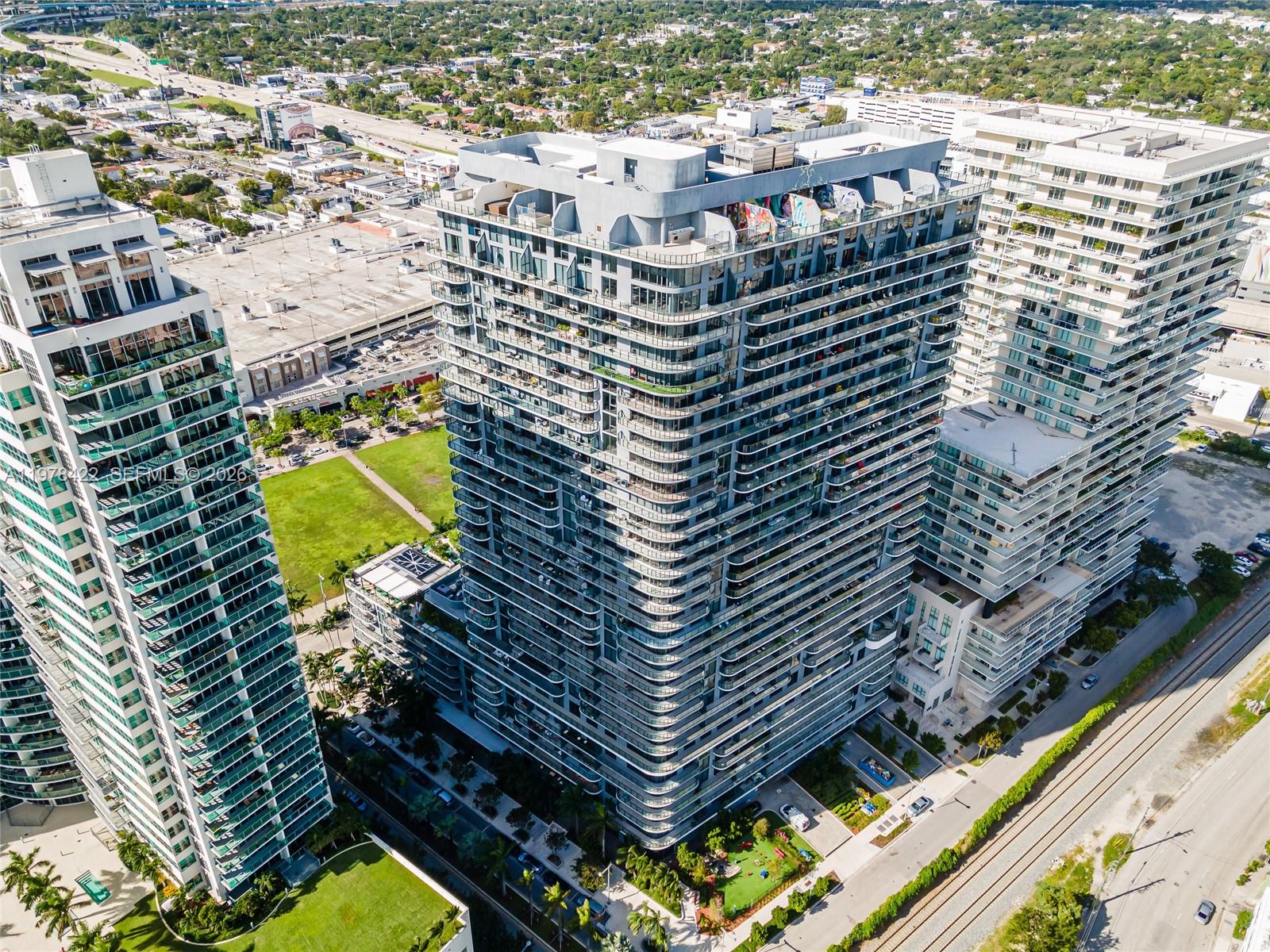 121 NE 34th St #3116, Miami FL 33137