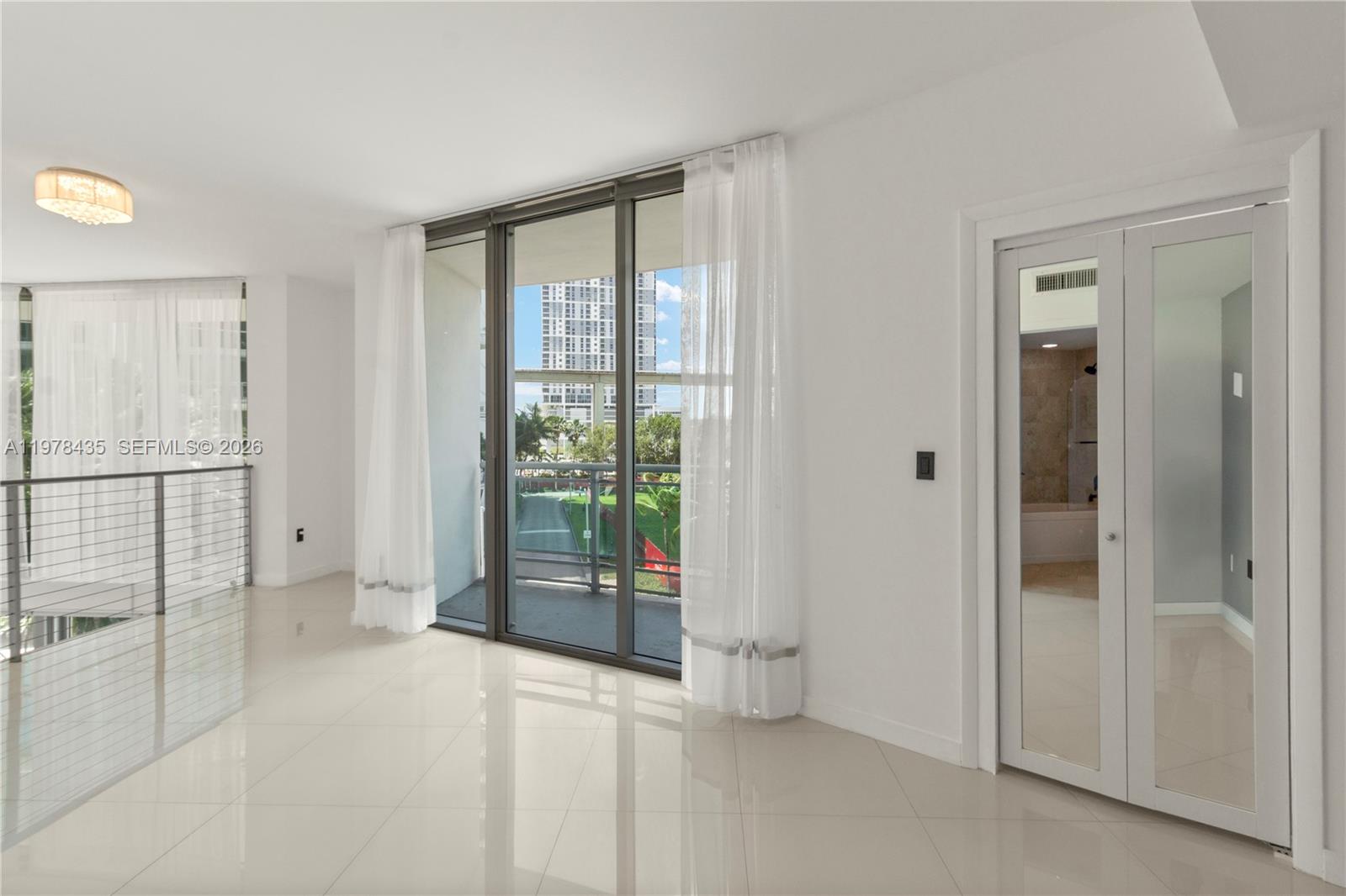 350 S Miami Ave #312, Miami FL 33130