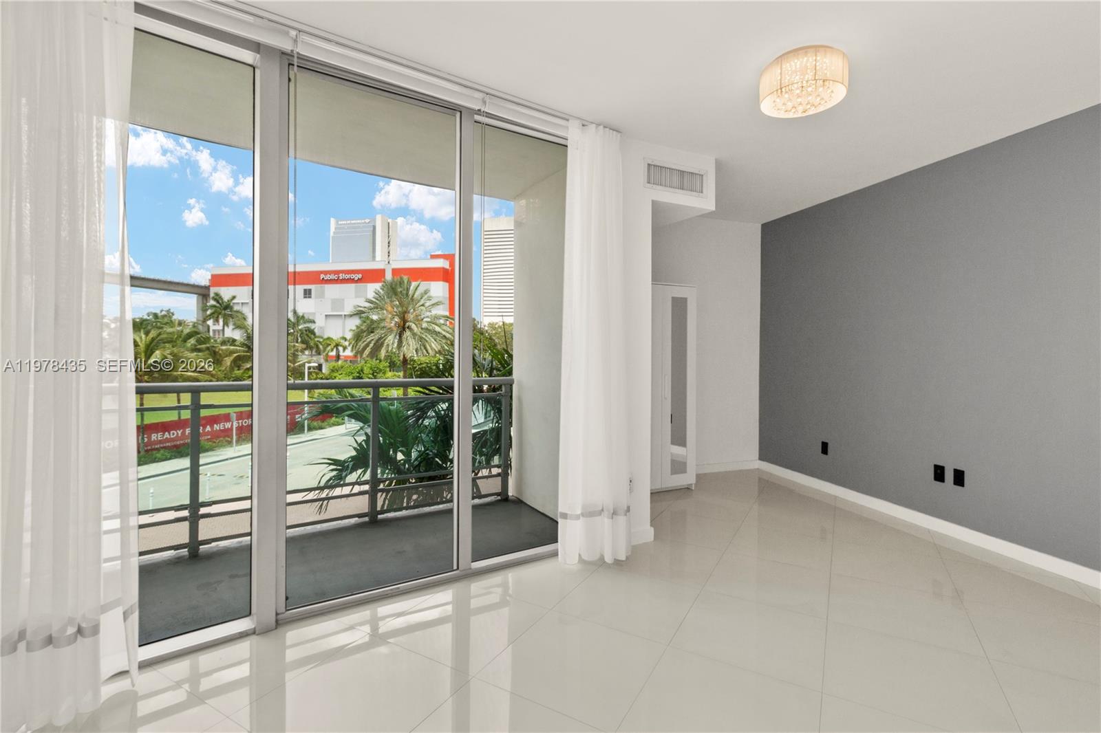 350 S Miami Ave #312, Miami FL 33130