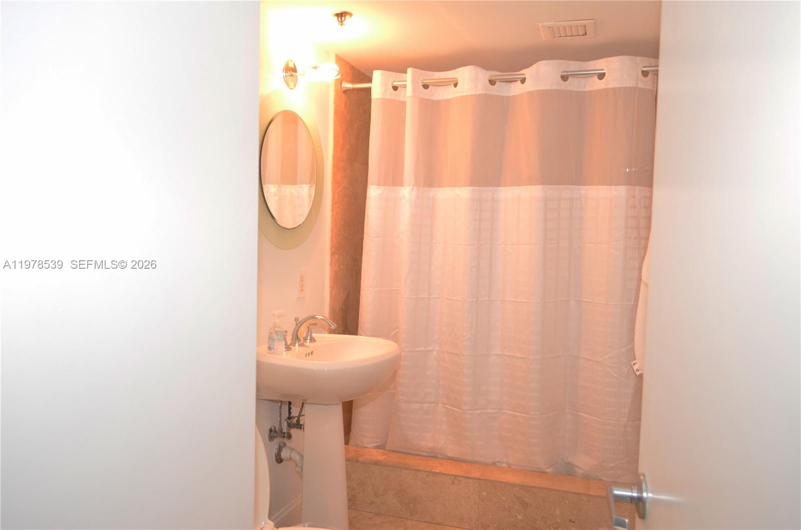 251 Crandon Blvd #606, Key Biscayne FL 33149