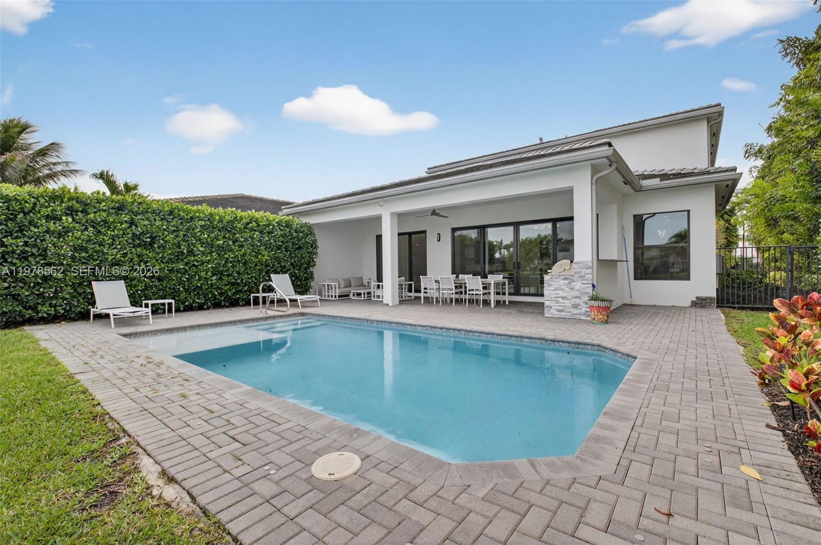 8629 Tower Bridge Ct, Boca Raton FL 33496