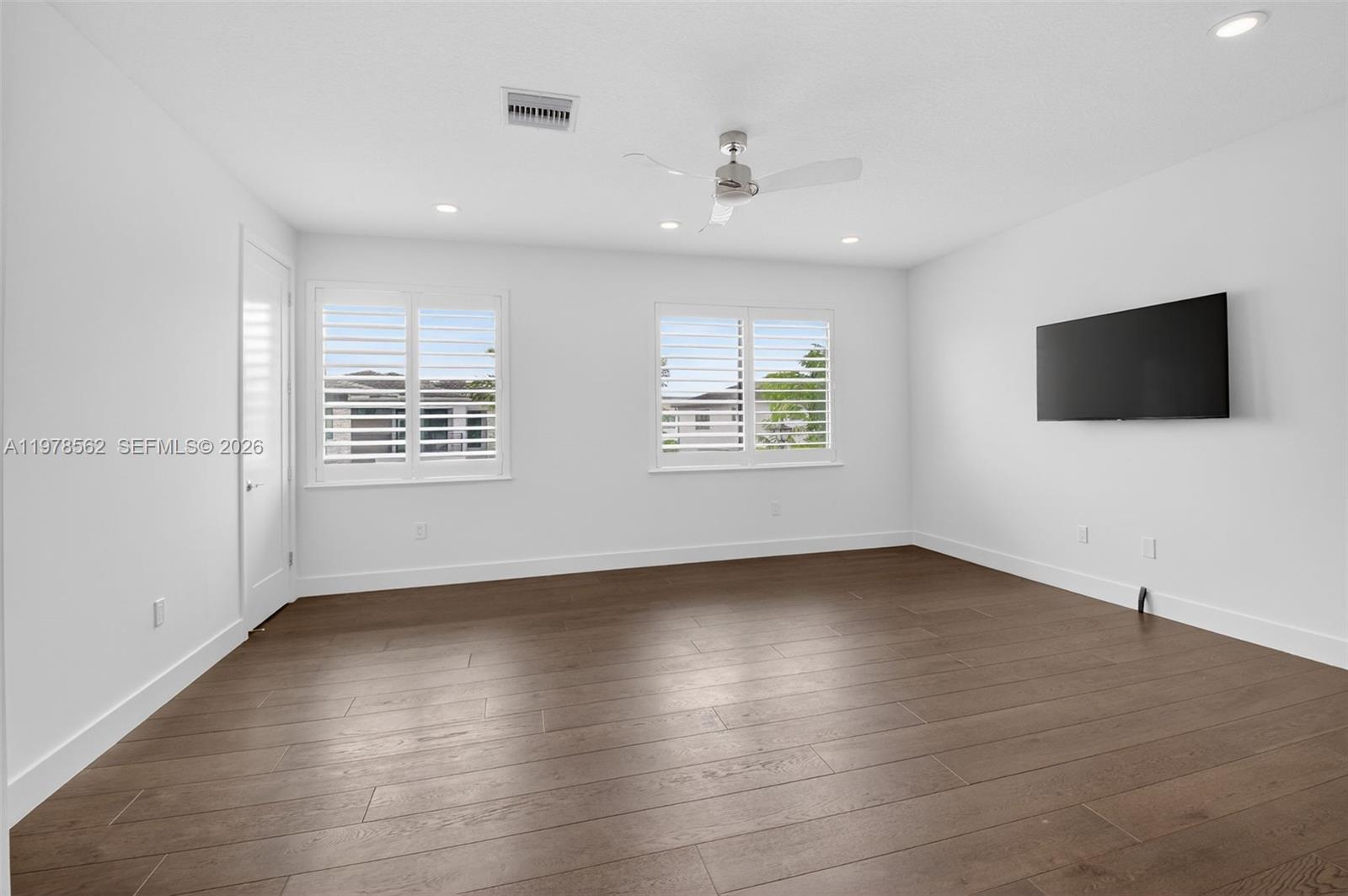 8629 Tower Bridge Ct, Boca Raton FL 33496