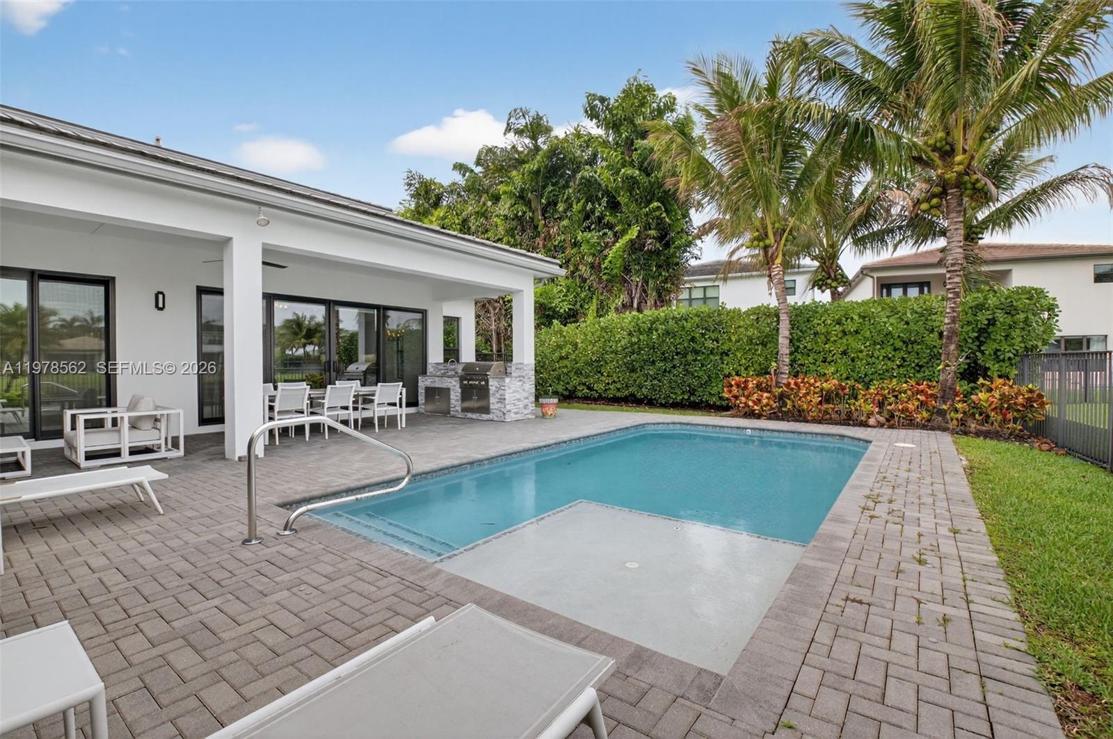 8629 Tower Bridge Ct, Boca Raton FL 33496