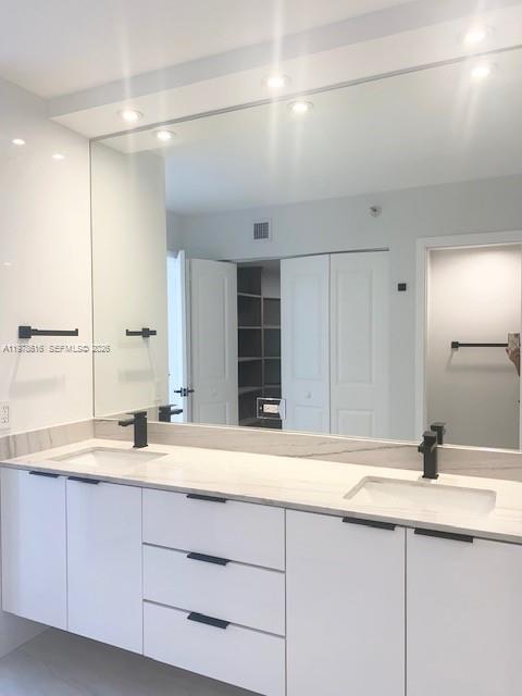 3530 Mystic Pointe Dr #702, Aventura FL 33180