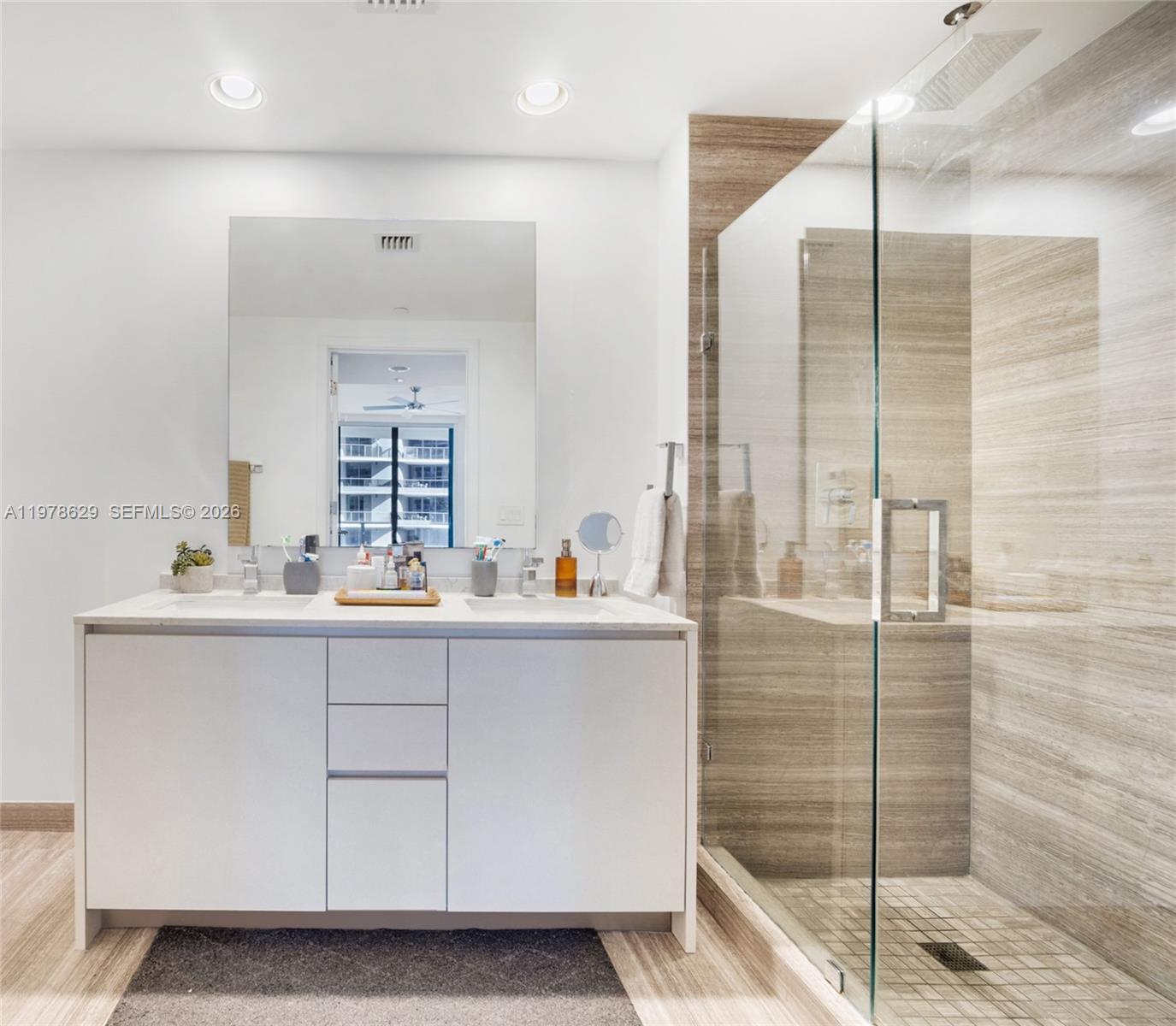 1010 Brickell Ave #2907, Miami FL 33131