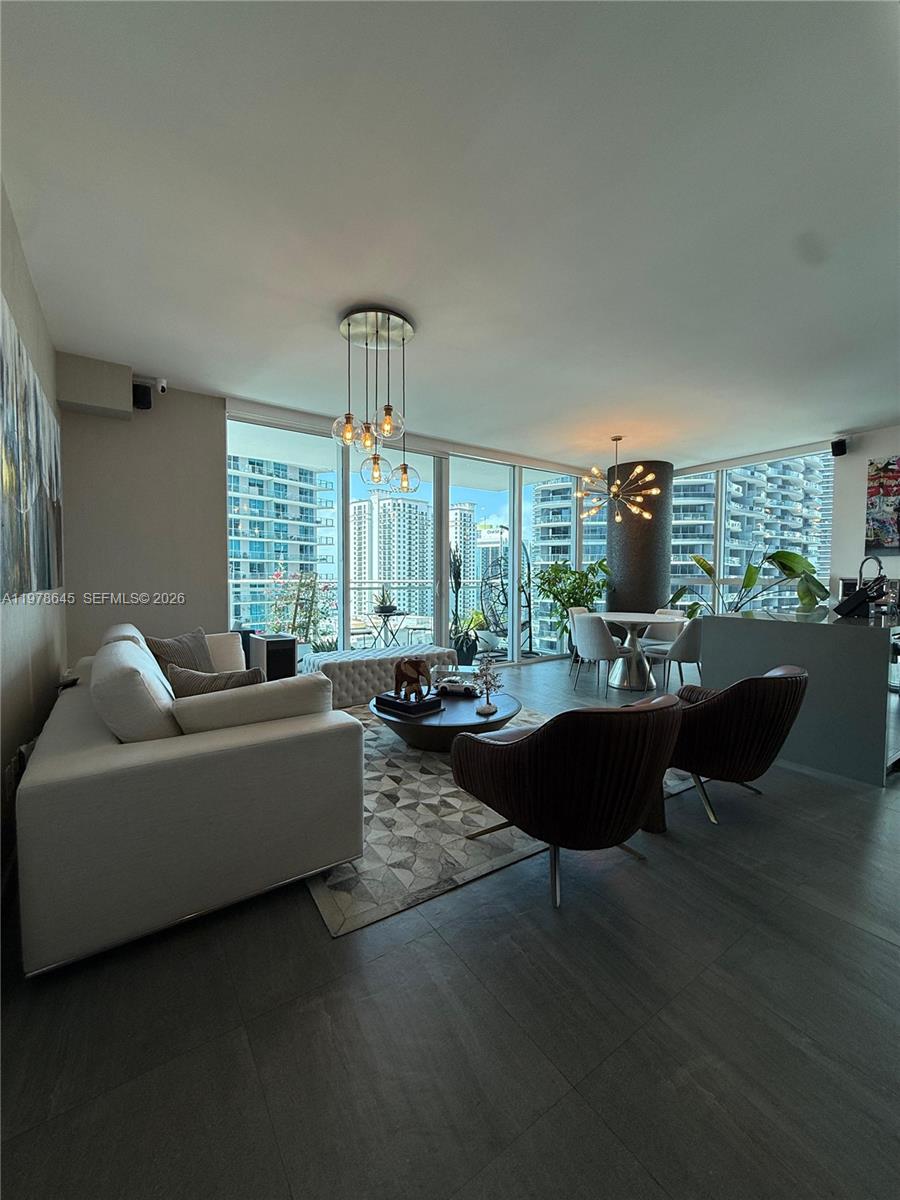 1080 Brickell Ave #2109, Miami FL 33131