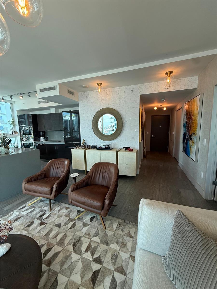 1080 Brickell Ave #2109, Miami FL 33131