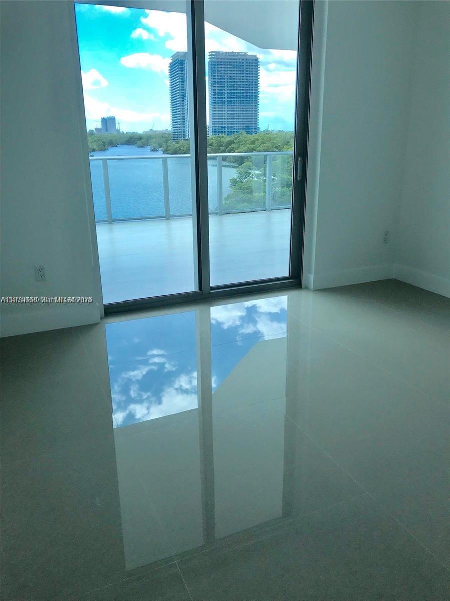 17111 Biscayne Blvd #408, North Miami Beach FL 33160