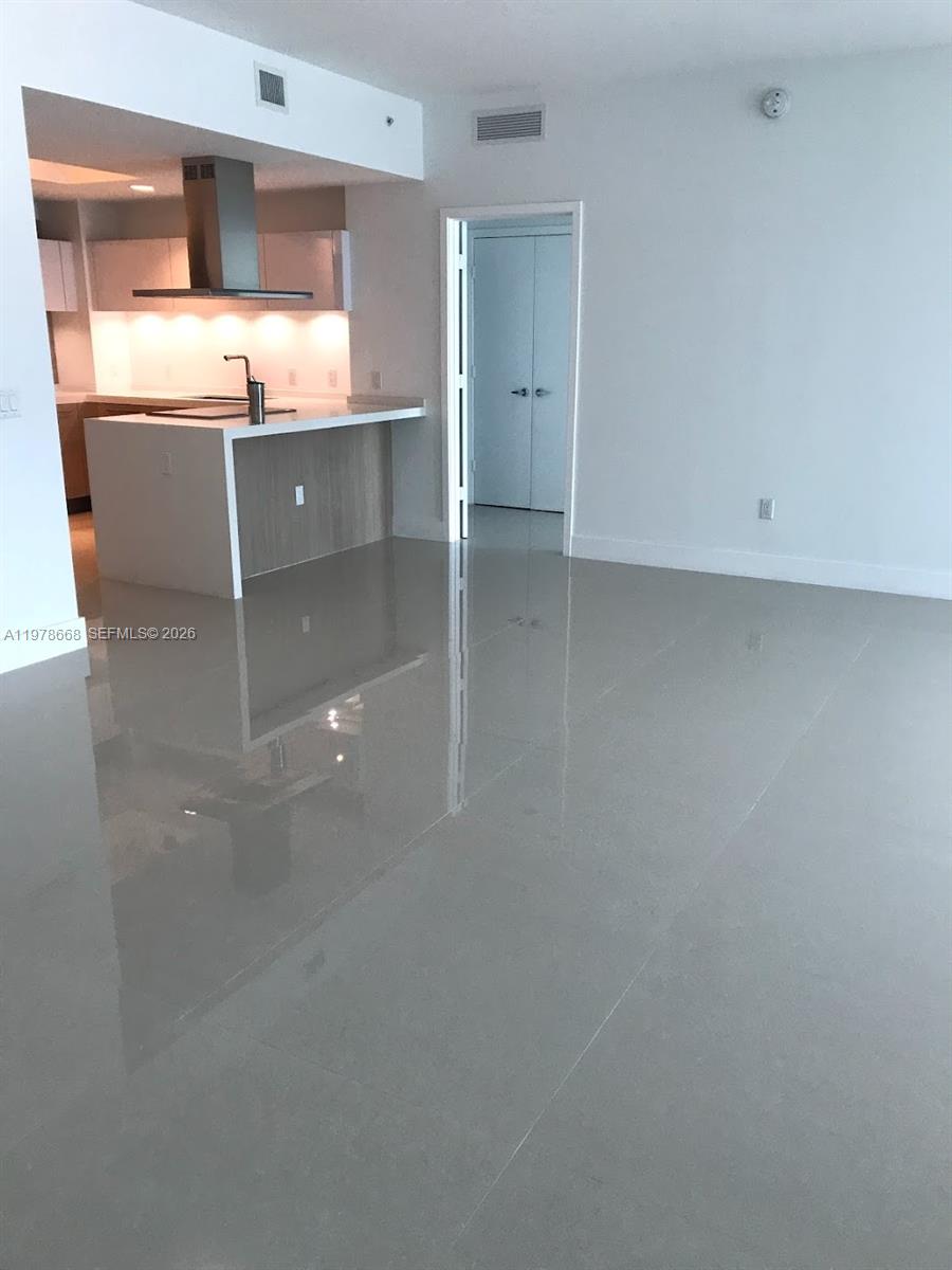 17111 Biscayne Blvd #408, North Miami Beach FL 33160