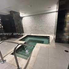 6899 Collins Ave #2109, Miami Beach FL 33141