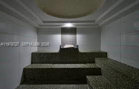 6899 Collins Ave #2109, Miami Beach FL 33141