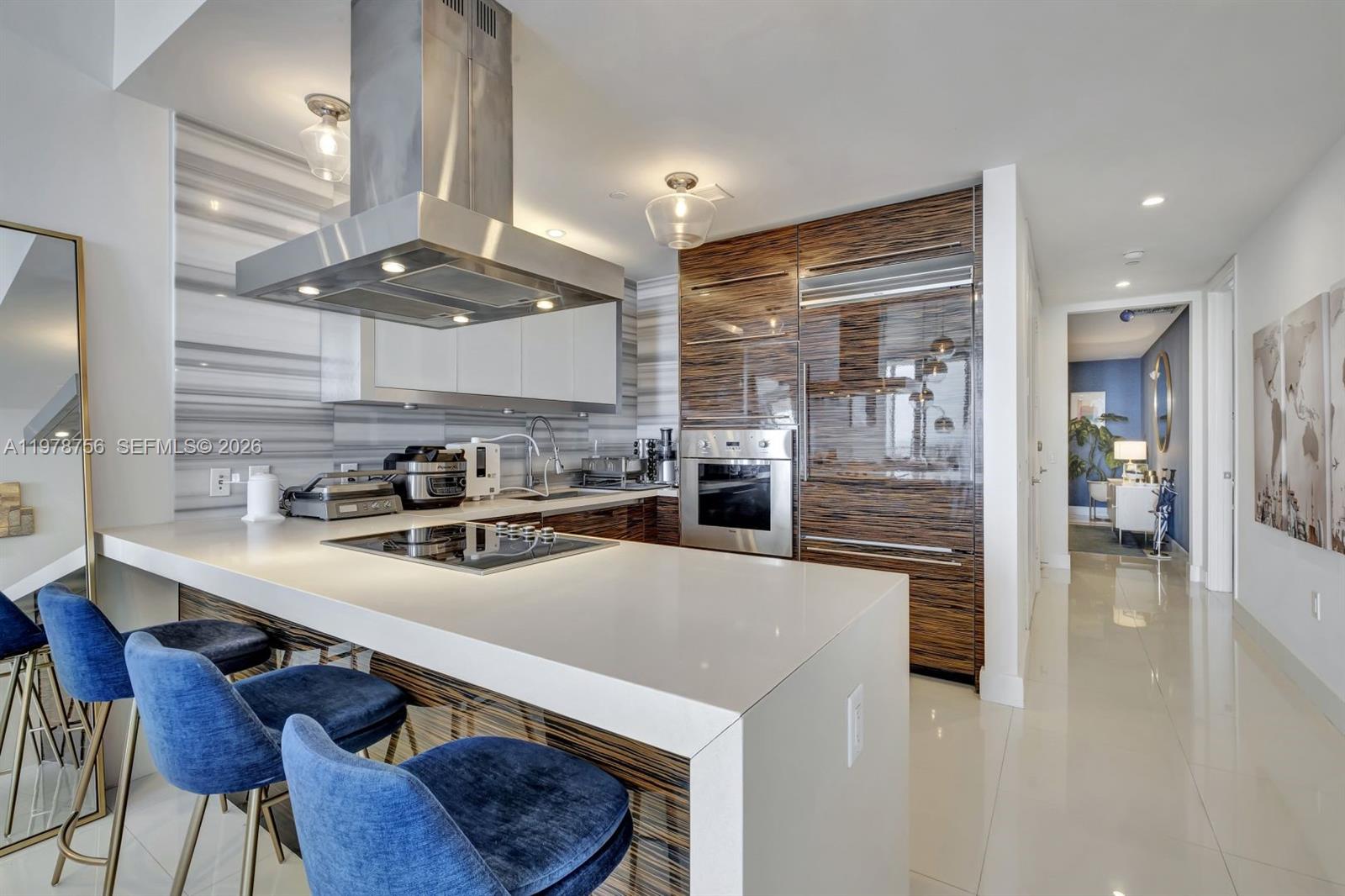 1100 Biscayne Blvd #4002, Miami FL 33132