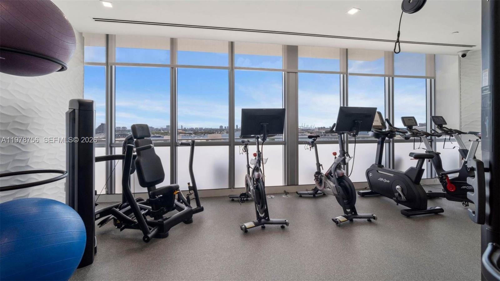 1100 Biscayne Blvd #4002, Miami FL 33132