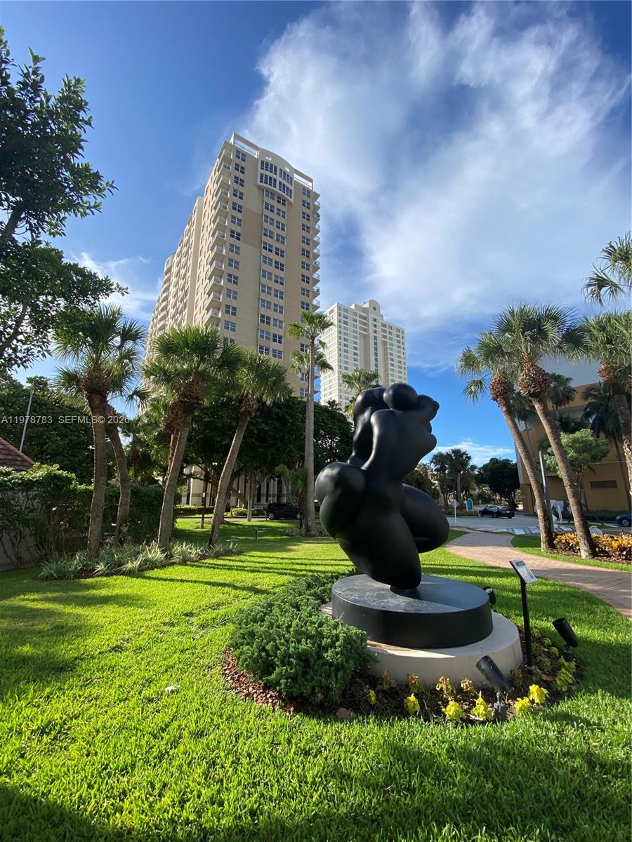 770 Claughton Island Dr #1011, Miami FL 33131
