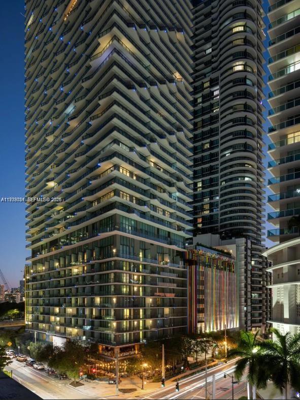 1300 S Miami Ave #2408, Miami FL 33130
