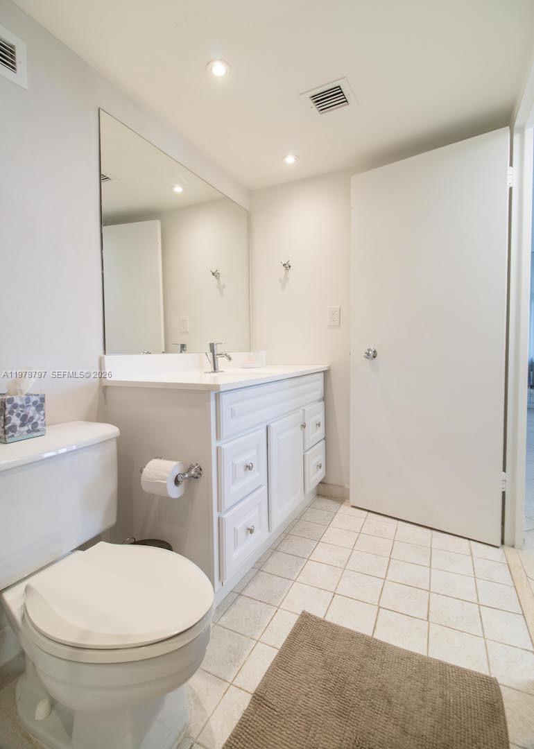 9195 Collins Ave #711, Surfside FL 33154