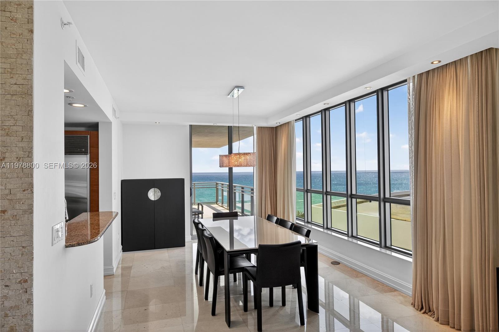 3535 S Ocean Dr #905, Hollywood FL 33019