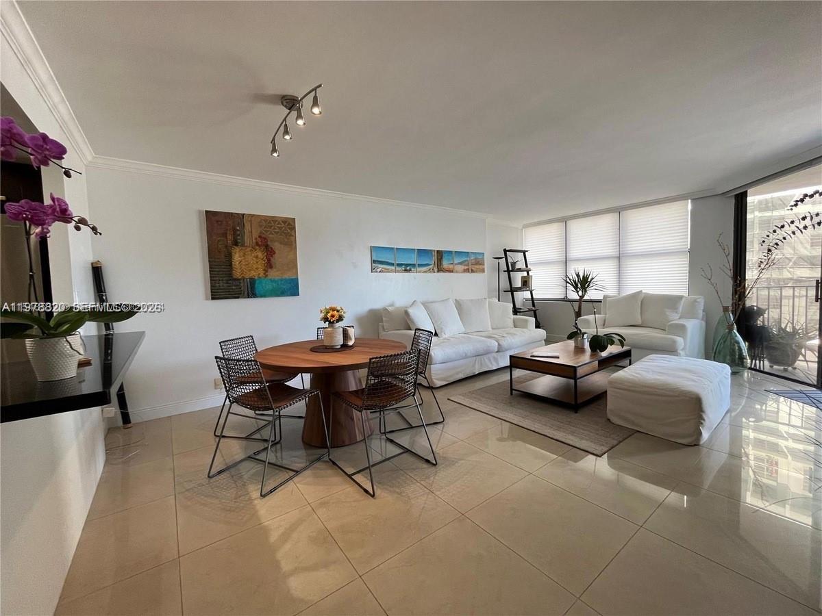 1865 Brickell Ave #A406, Miami FL 33129
