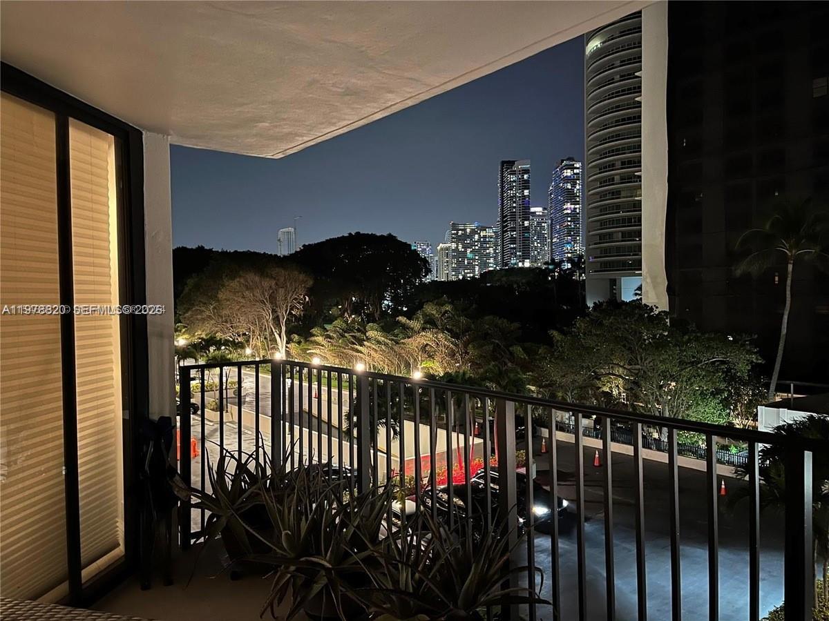 1865 Brickell Ave #A406, Miami FL 33129