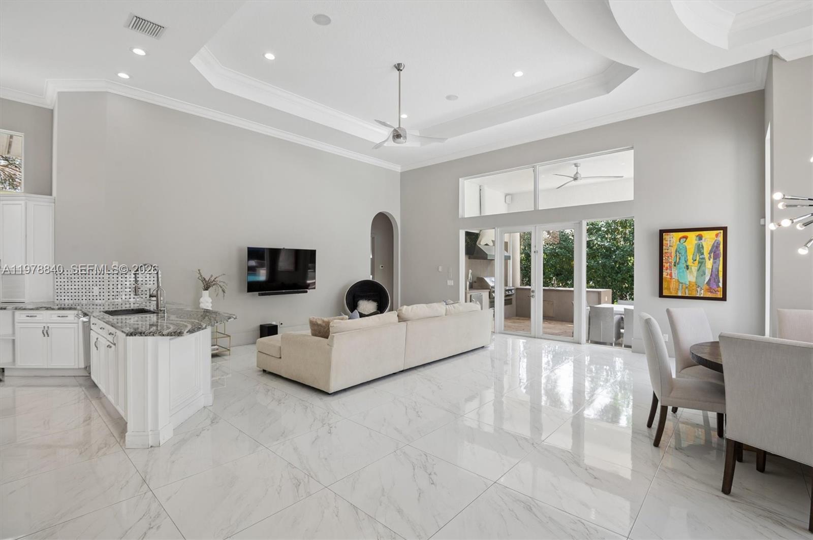 12922 Grand Oaks Dr, Davie FL 33330