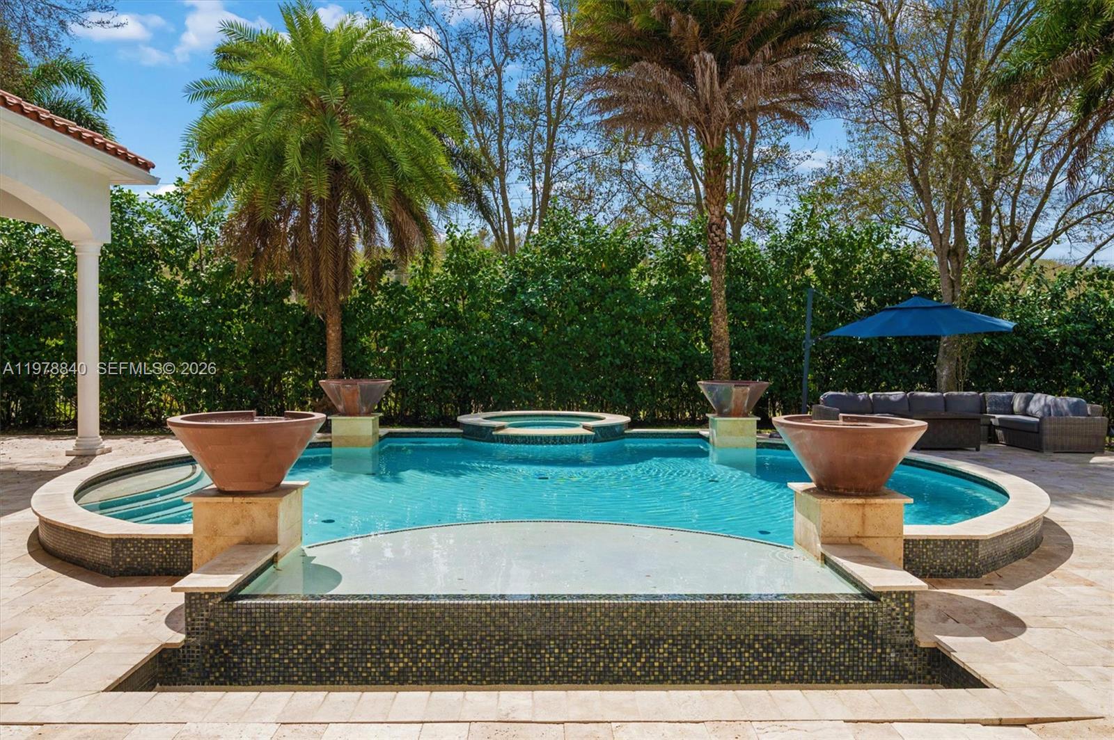 12922 Grand Oaks Dr, Davie FL 33330