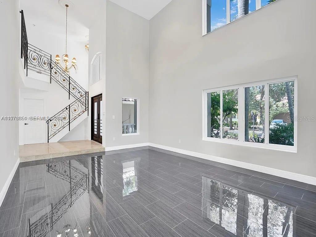 15945 NW 82nd Ct, Miami Lakes FL 33016