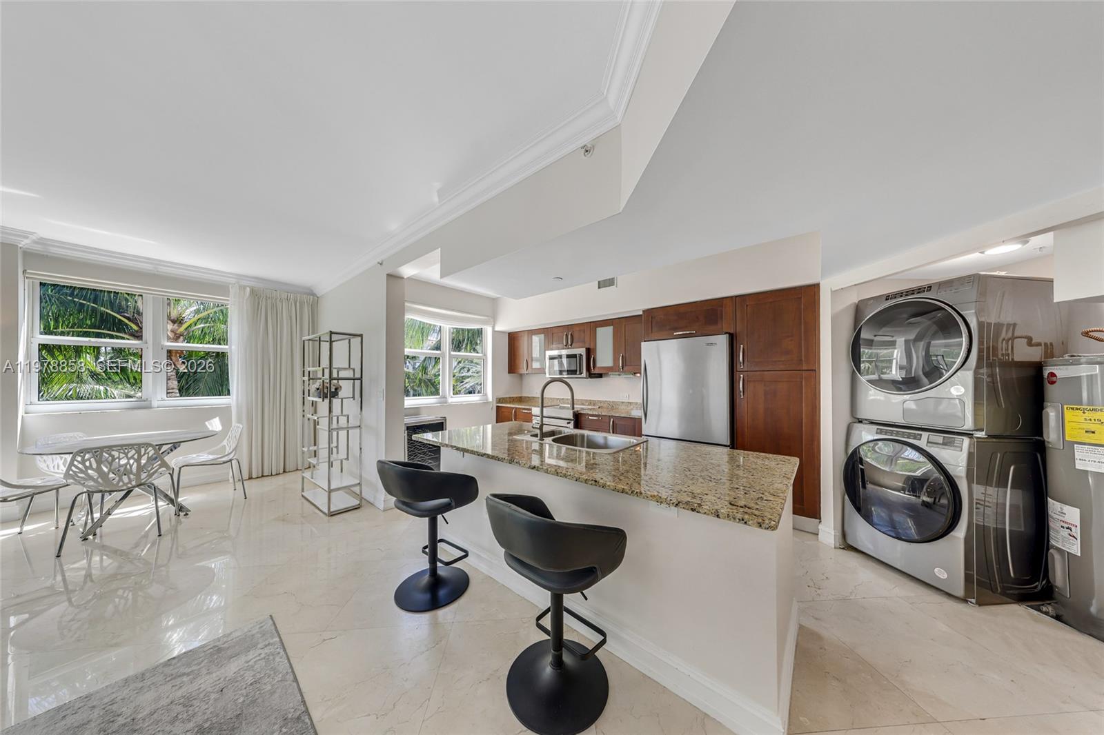 20000 E Country Club Dr #311, Aventura FL 33180