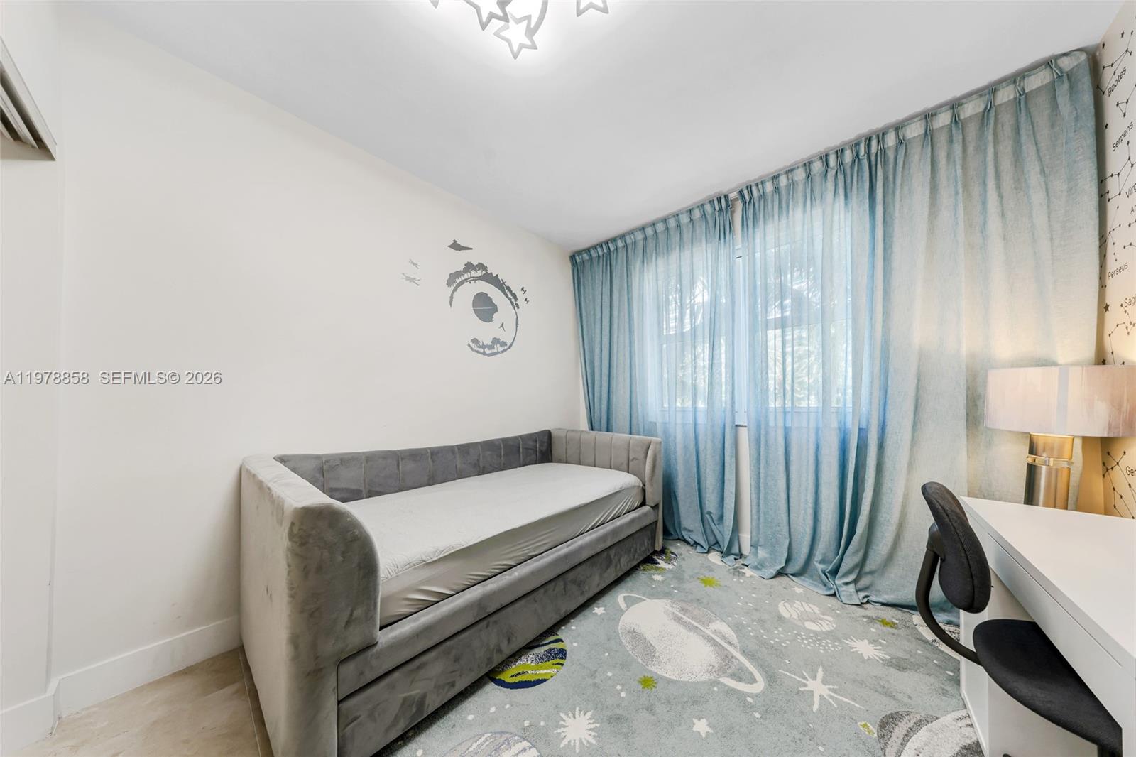 20000 E Country Club Dr #311, Aventura FL 33180