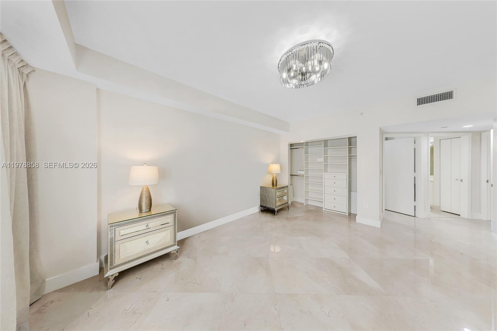20000 E Country Club Dr #311, Aventura FL 33180