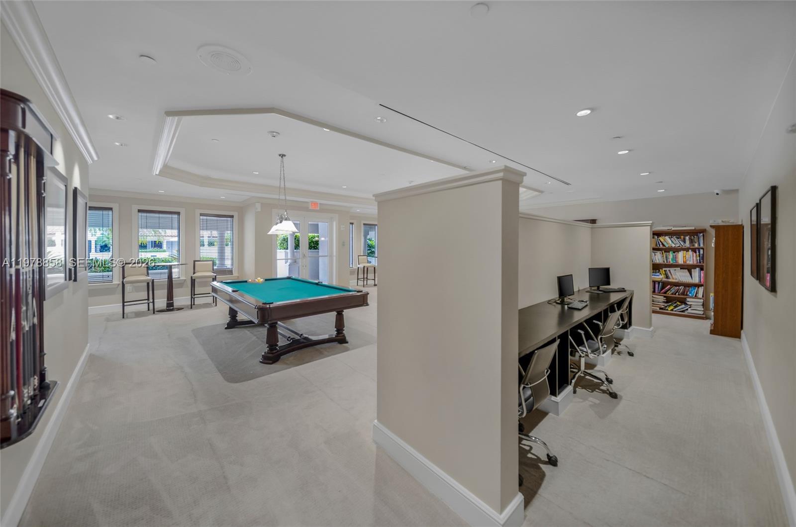 20000 E Country Club Dr #311, Aventura FL 33180
