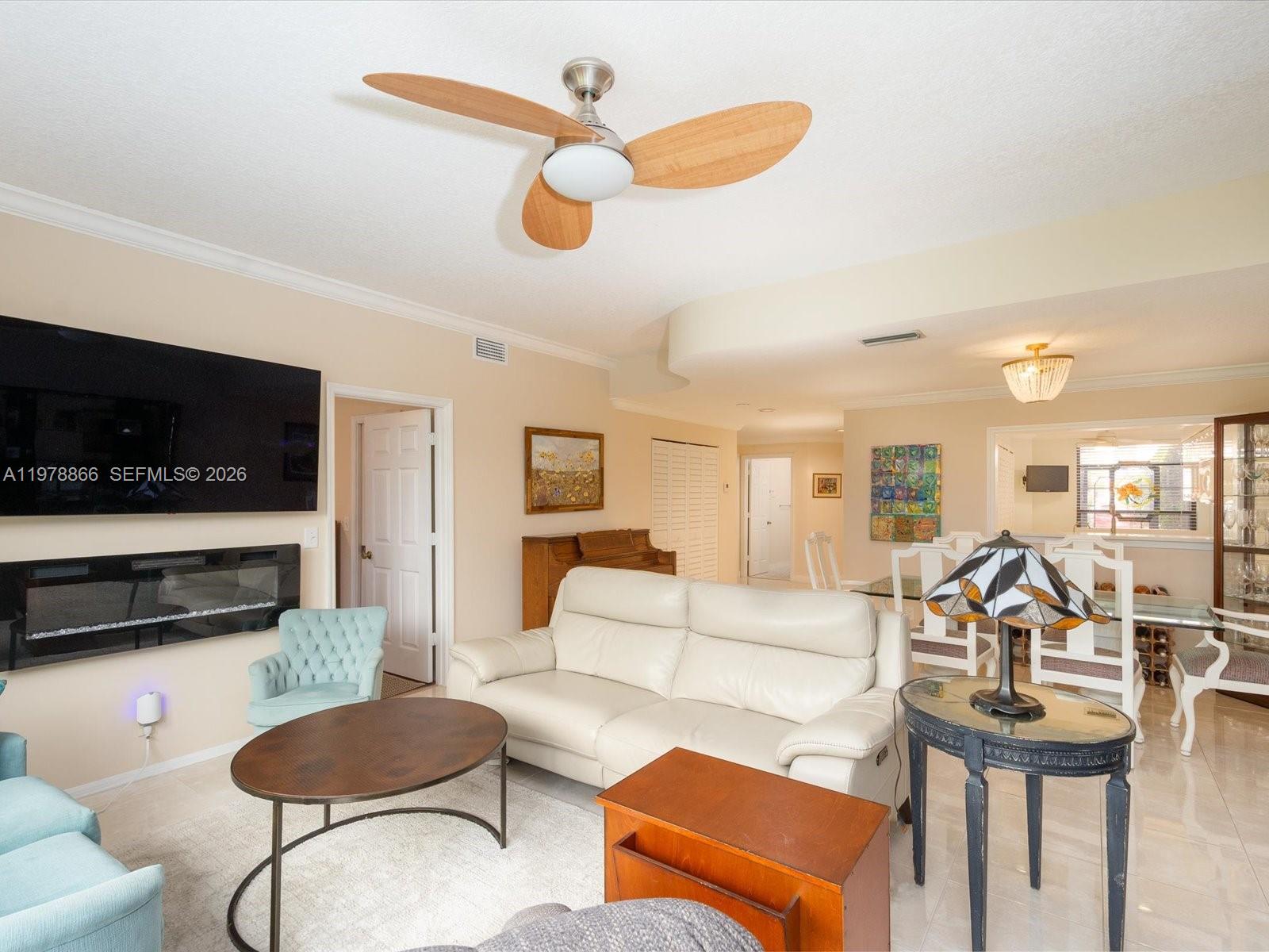 8652 Via Reale #1, Boca Raton FL 33496