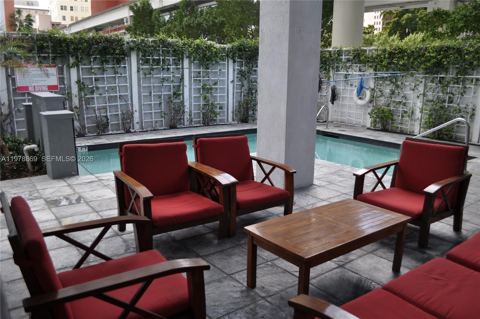 234 NE 3rd St #908, Miami FL 33132