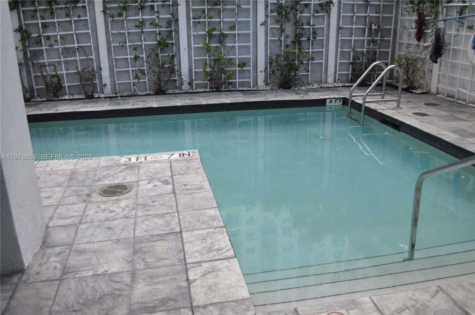 234 NE 3rd St #908, Miami FL 33132