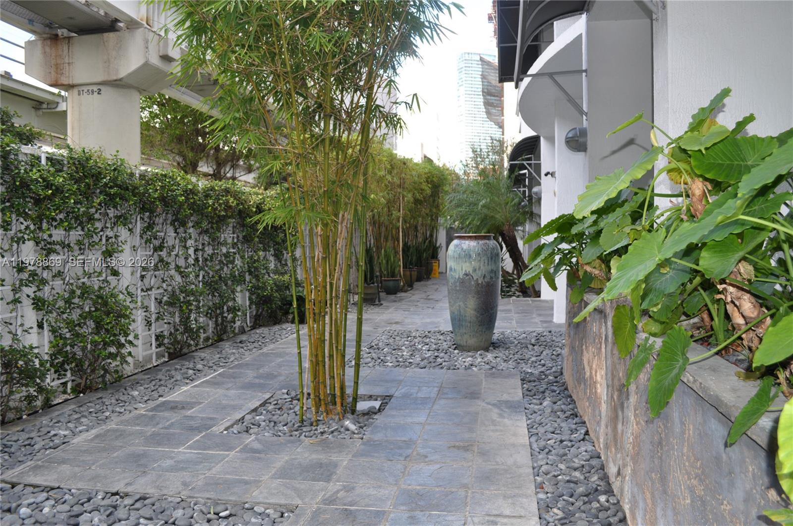 234 NE 3rd St #908, Miami FL 33132