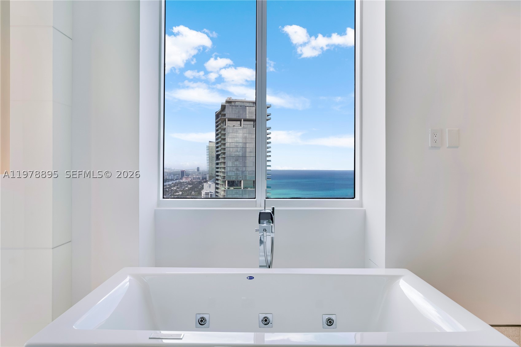 18201 E Collins Ave #TS1, Sunny Isles Beach FL 33160