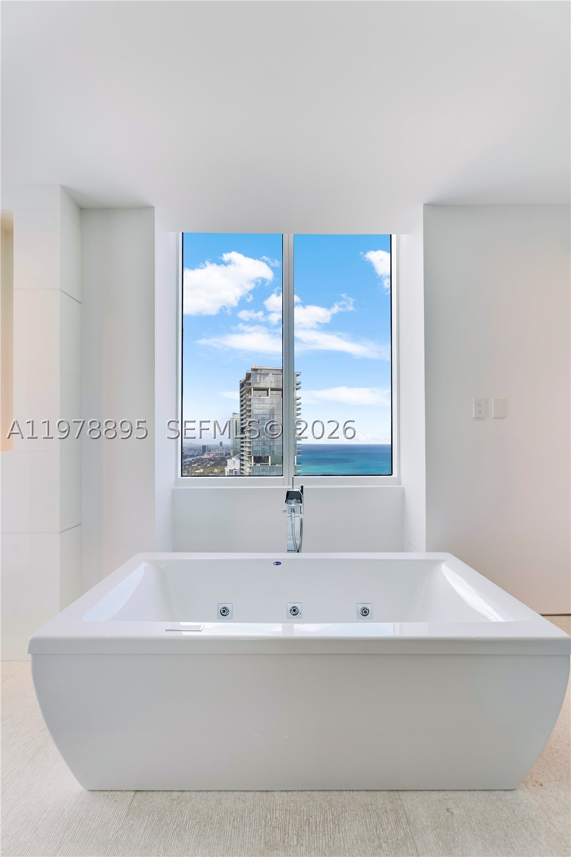 18201 E Collins Ave #TS1, Sunny Isles Beach FL 33160