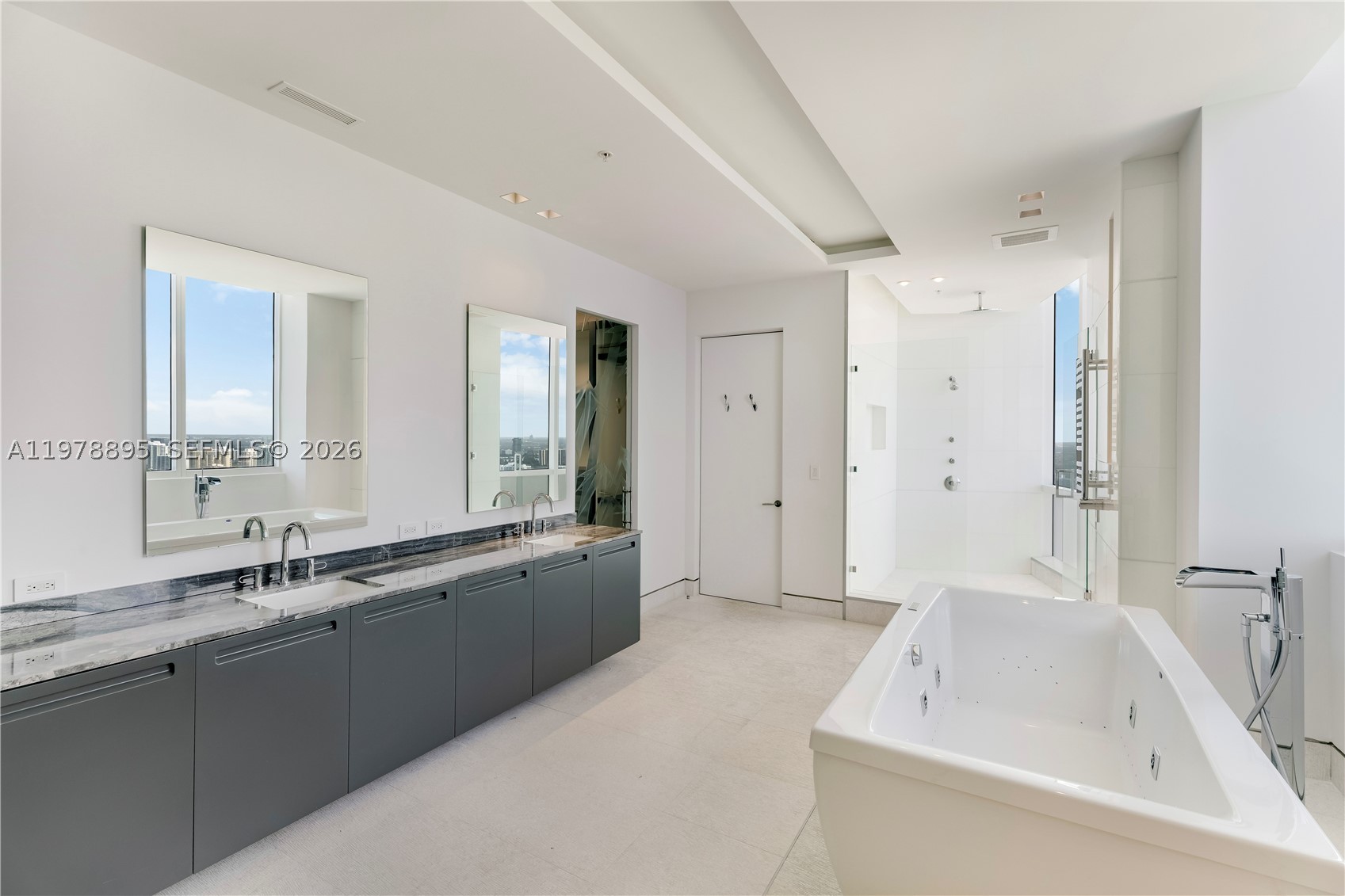 18201 E Collins Ave #TS1, Sunny Isles Beach FL 33160