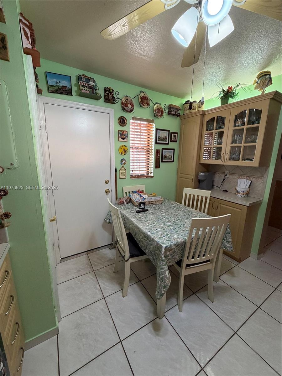 1800 W 54th St #309, Hialeah FL 33012