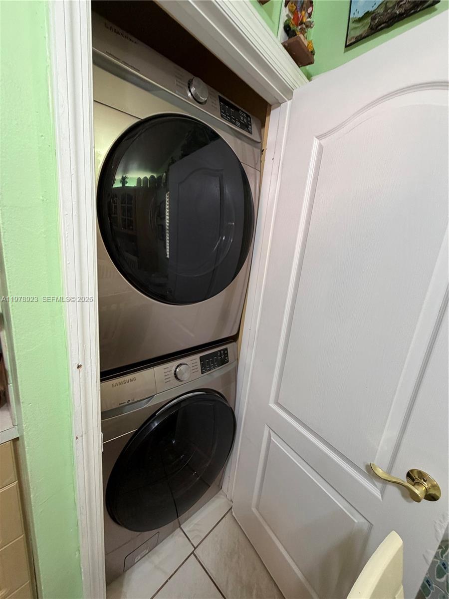 1800 W 54th St #309, Hialeah FL 33012