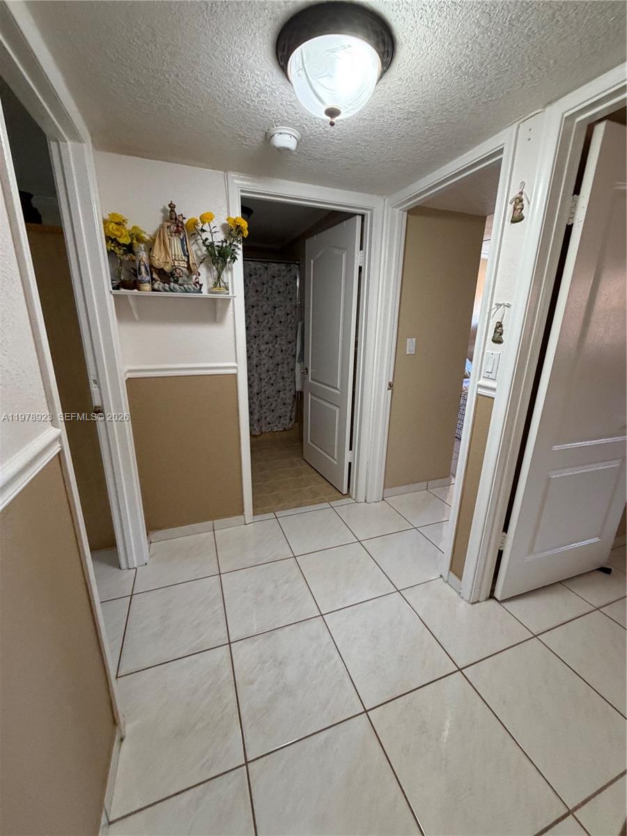 1800 W 54th St #309, Hialeah FL 33012
