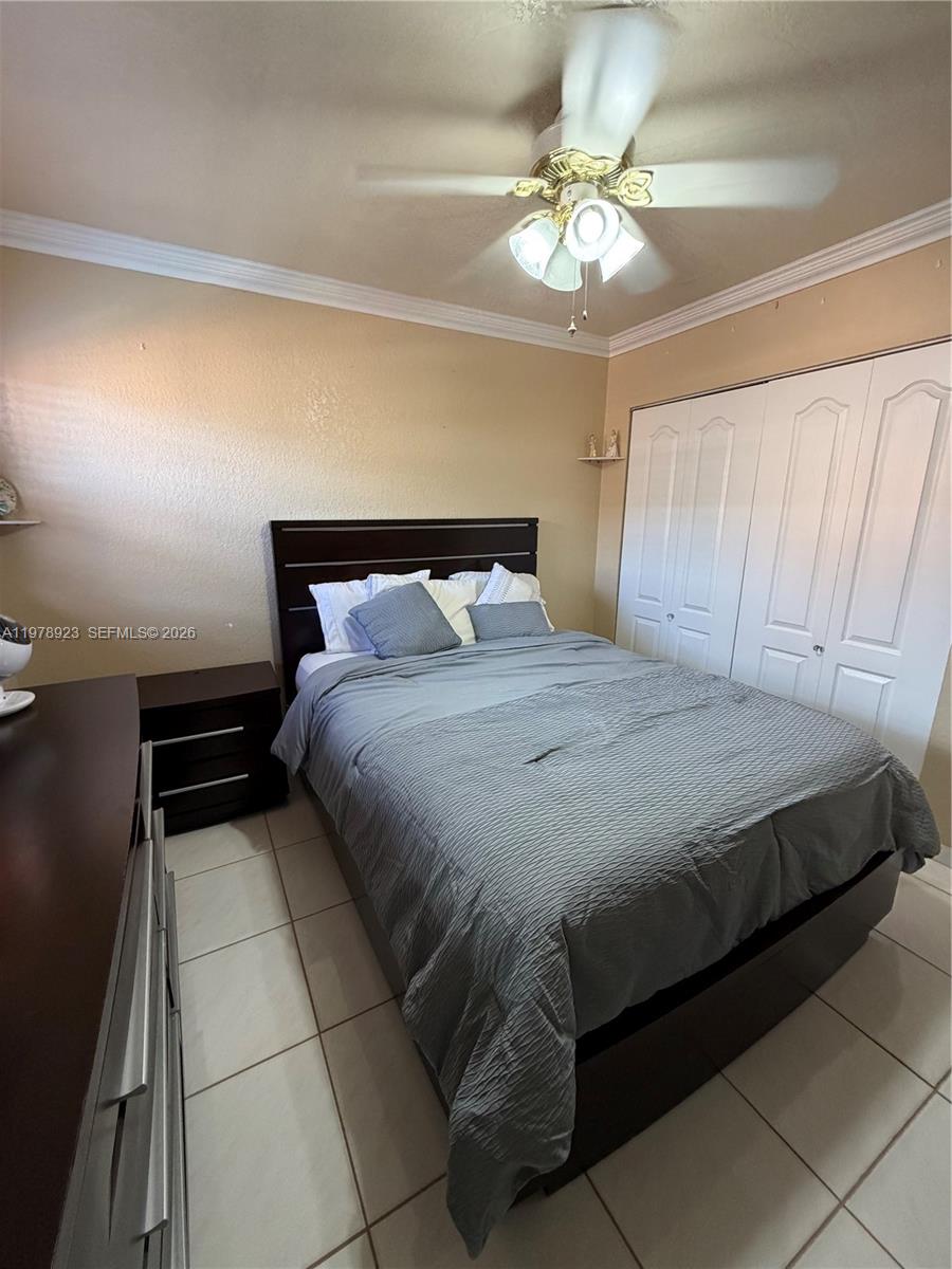 1800 W 54th St #309, Hialeah FL 33012