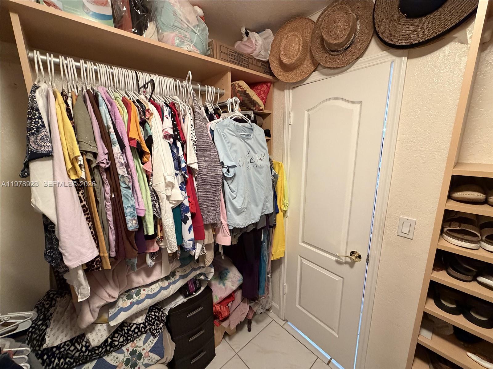 1800 W 54th St #309, Hialeah FL 33012