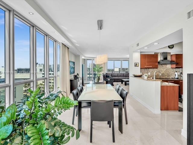 3535 S OCEAN DR #905, Hollywood FL 33019
