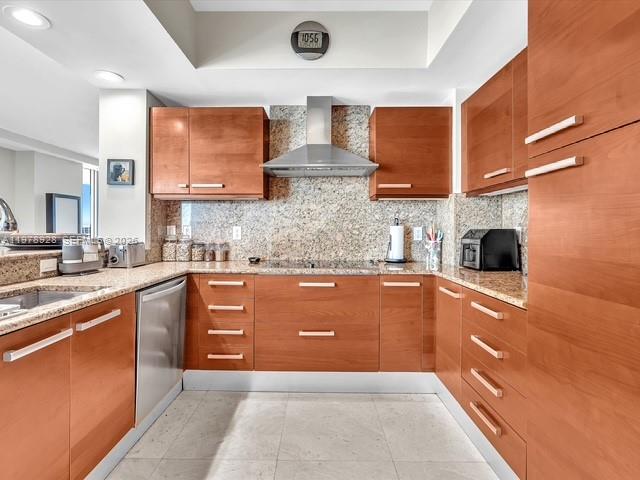 3535 S OCEAN DR #905, Hollywood FL 33019