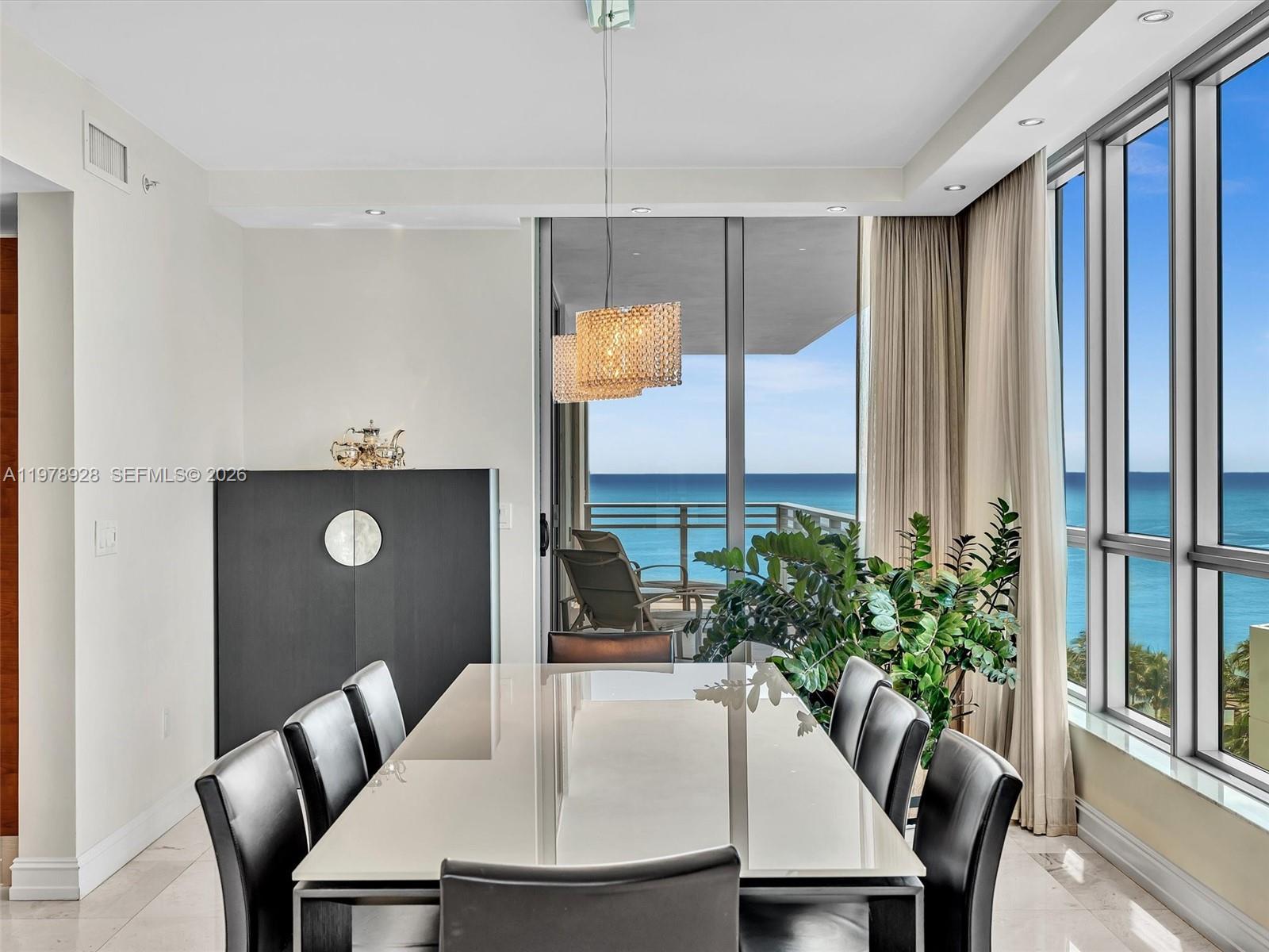 3535 S OCEAN DR #905, Hollywood FL 33019