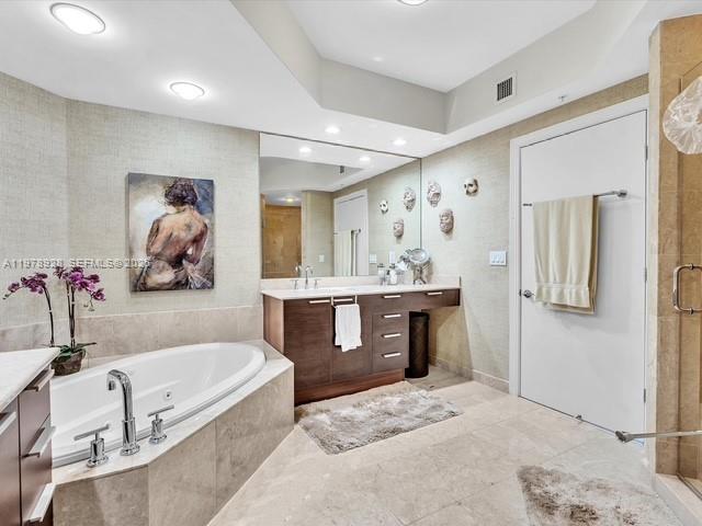 3535 S OCEAN DR #905, Hollywood FL 33019